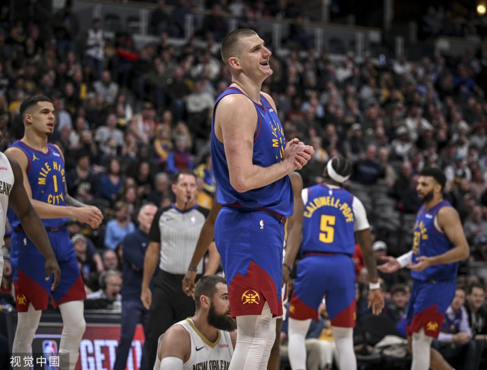 来形容他 来形容他