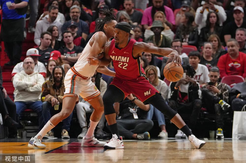 数球迷和媒 数球迷和媒