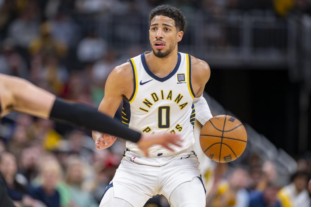 形成了鲜明 形成了鲜明