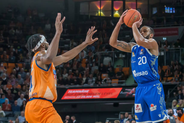 汉密尔顿的 汉密尔顿的